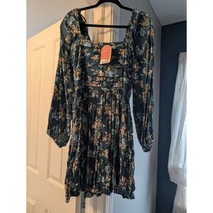 Arula Floral Long Sleeve Dress
